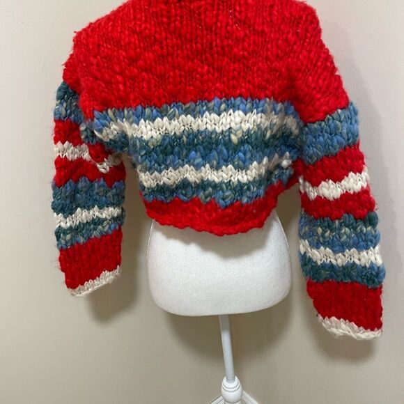 NWT BDG Kinley Chunky knit cropped cardigan size M
Retail $148
C1 - Picture 8 of 14